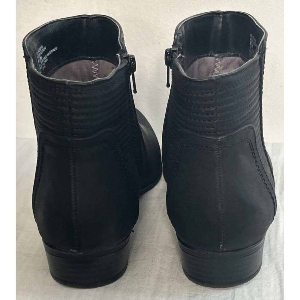 White Mountain Dion Ankle Boot Side Zip Women's 8.5 M Black Capsule Wardrobe - Picture 3 of 5